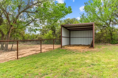 2017 Antler Loop, Poolville, TX 76487 photo 34