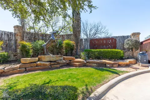 4518 La Hacienda Dr, Abilene, TX 79602