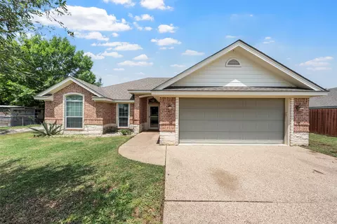 330 Deerwood Dr, Woodway, TX 76712