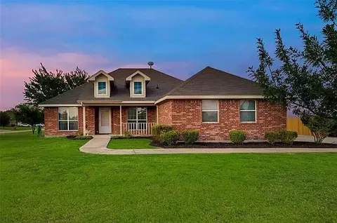 101 Derick Dr, Royse City, TX 75189