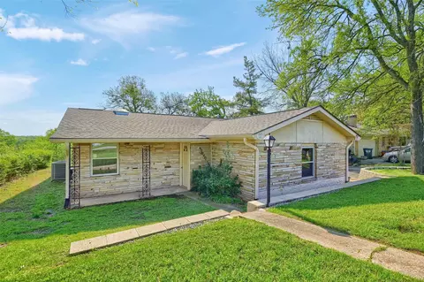 110 Mimosa Dr, Pottsboro, TX 75076