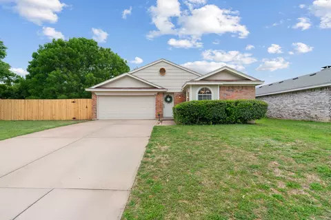 1401 Nicole Way, Burleson, TX 76028