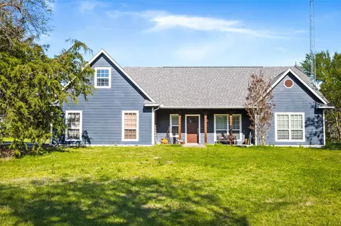 206 Hopper Rd, Whitewright, TX 75491
