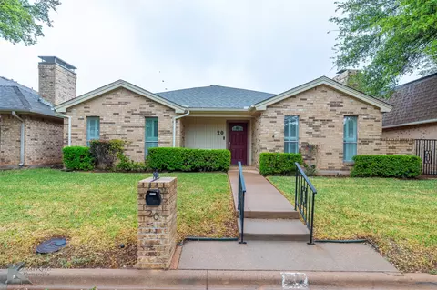 20 Surrey Sq, Abilene, TX 79606