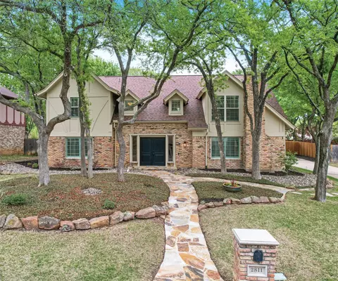 2811 Marquis Cir E, Arlington, TX 76016