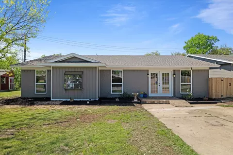 3604 Brighton Dr, Denton, TX 76210