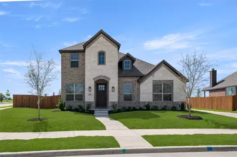 305 Pasture Dr, Midlothian, TX 76065