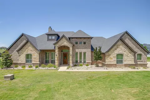 12373 Bella Colina Dr, Fort Worth, TX 76126