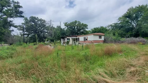7124 Choctaw Dr, Mabank, TX 75156