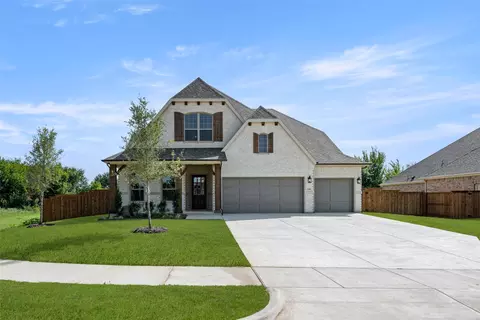 2406 Christopher Rd, Mansfield, TX 76063