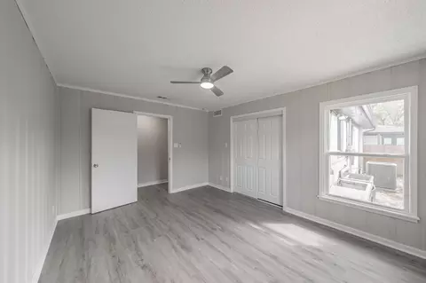 Bedroom - 515 Shadowbrook Ln, Hurst, TX 76053 photo 4 of 5