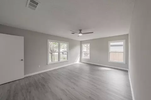 Living - 515 Shadowbrook Ln, Hurst, TX 76053 photo 8 of 11
