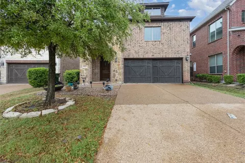 9108 Blue Water Dr, Plano, TX 75025