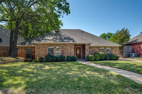 6606 Capitol Hill Dr, Arlington, TX 76017