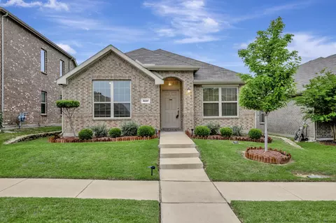 5837 Japonica St, Fort Worth, TX 76123