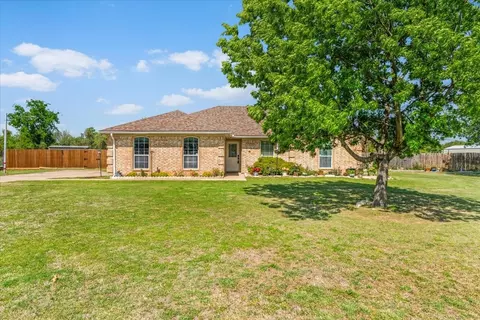 116 Butternut Ct, Weatherford, TX 76088