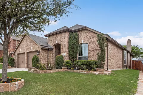 14513 Seventeen Lakes Blvd, Roanoke, TX 76262