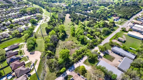 1028 S Cedar Hill Rd, Cedar Hill, TX 75104