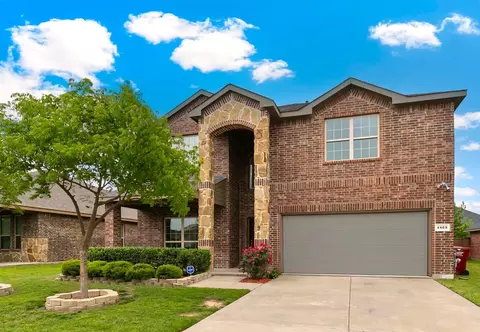 1523 Colgate Dr, Van Alstyne, TX 75495