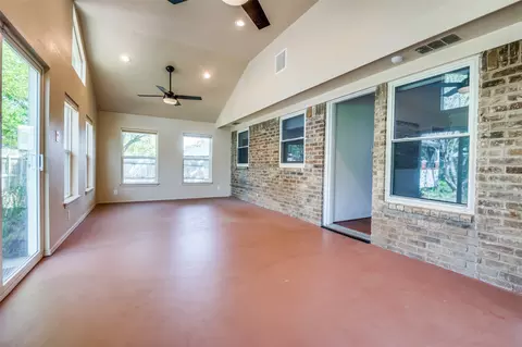 Exterior - 615 N Ector Dr, Euless, TX 76039 photo 3 of 6