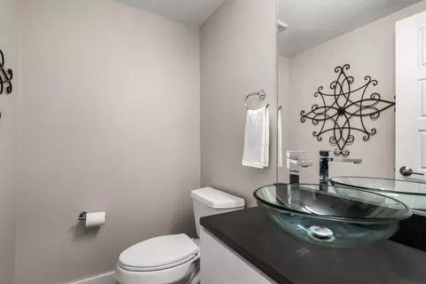 Bath - 452 Taylor Rd, Argyle, TX 76226 photo 1 of 5