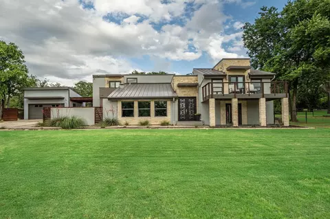 452 Taylor Rd, Argyle, TX 76226
