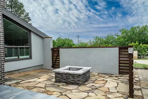 Exterior - 452 Taylor Rd, Argyle, TX 76226 photo 5 of 8