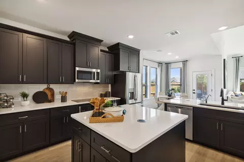 Kitchen - 10357 Tapioca St, Fort Worth, TX 76036 photo 3 of 4
