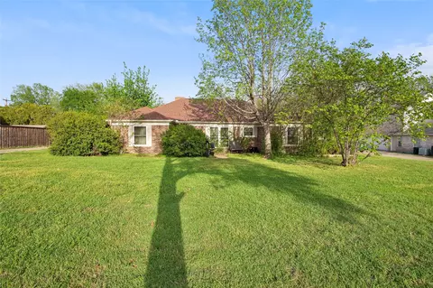 3316 Darby Ln, Denton, TX 76207
