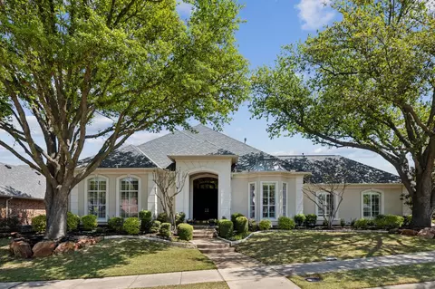 4704 White Bluff Dr, Frisco, TX 75034