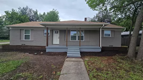 212 Parkview Dr, Arlington, TX 76010