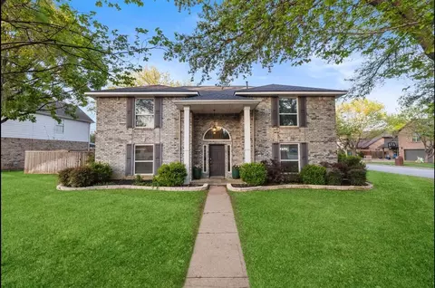 4169 Brentwood Cir, Grapevine, TX 76051