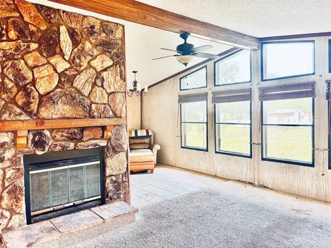 Living - 458 Jackson Ave, Strawn, TX 76475 photo 2 of 4