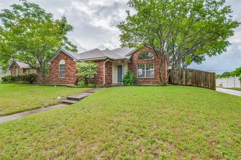2264 Merrimac Ln, Lancaster, TX 75146