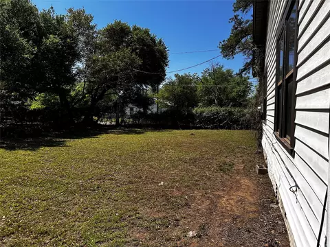 325 Phillips St, Waco, TX 76704 photo 7