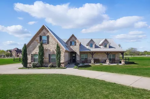 3270 Creekside Dr, Ponder, TX 76259