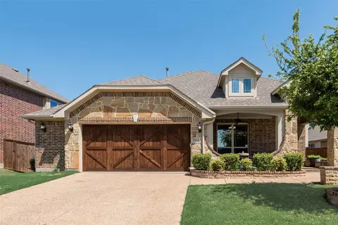 1513 Downing Dr, Aubrey, TX 76227