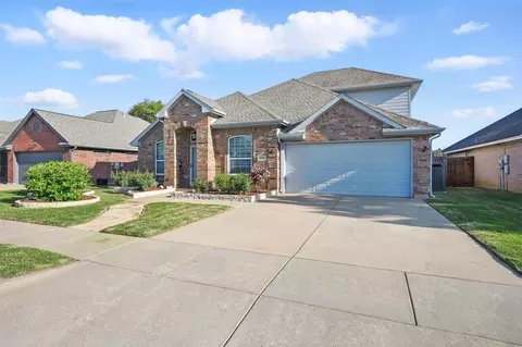 4303 Foxborough Trl, Arlington, TX 76001