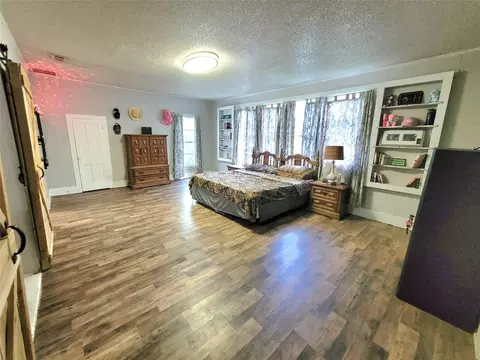 Bedroom - 704 W Walcott Ave, Comanche, TX 76442 photo 2 of 3