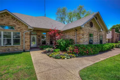 2866 Rodeo Dr, Quinlan, TX 75474