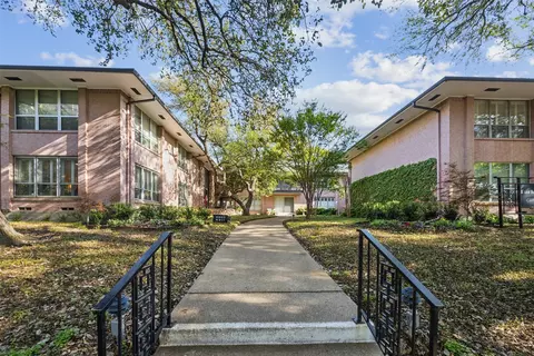 6307 Bandera Ave #A, Dallas, TX 75225