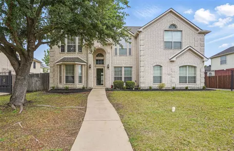 1009 Saint Gregory Dr, Mansfield, TX 76063
