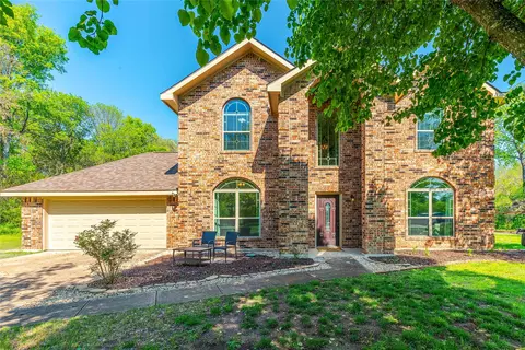 1805 Old Lake Cir, Lowry Crossing, TX 75069