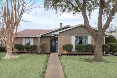 2934 Collins Blvd, Garland, TX 75044
