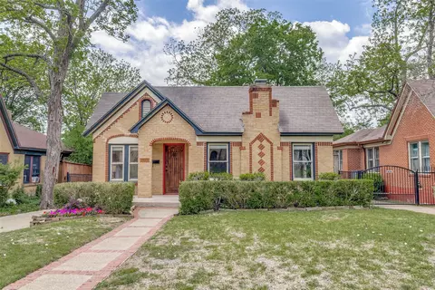 703 Valencia St, Dallas, TX 75223