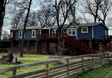 7030 River Trl, Weatherford, TX 76087