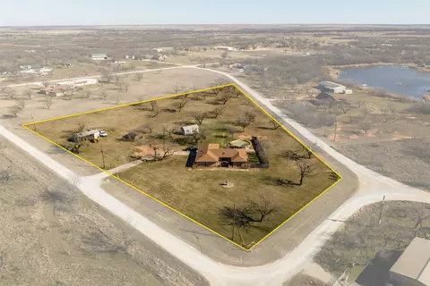 144 Crest Trl, Wichita Falls, TX 76310