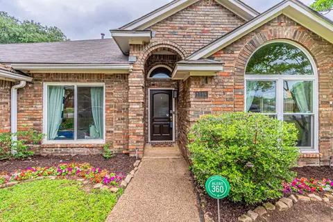 1918 Hidden Trail Dr, Lewisville, TX 75067