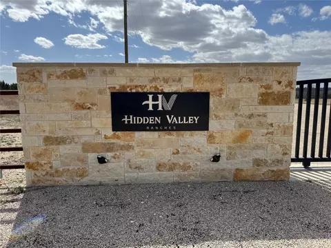 2073 Hidden Oaks Trl, Glen Rose, TX 76690