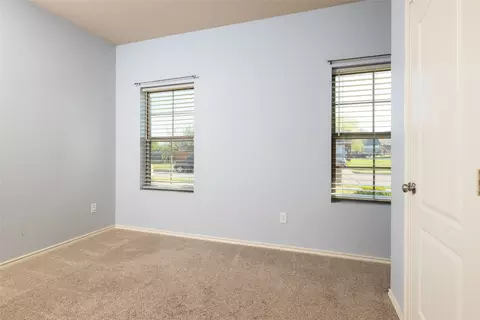 Bedroom - 121 Mitchell Cir, Terrell, TX 75160 photo 5 of 8
